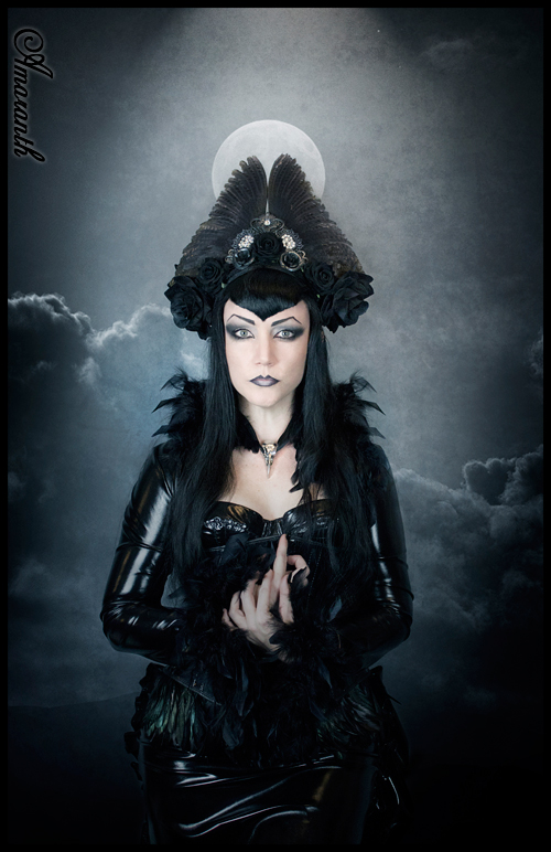 Lady Amaranth - The Goth Icon - Altvenger Magazine
